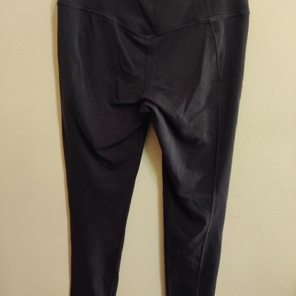 Nike Dri-Fit High Waisted Leggings - Picture 2 of 3